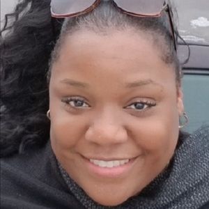 Meet your Posher, Crystal